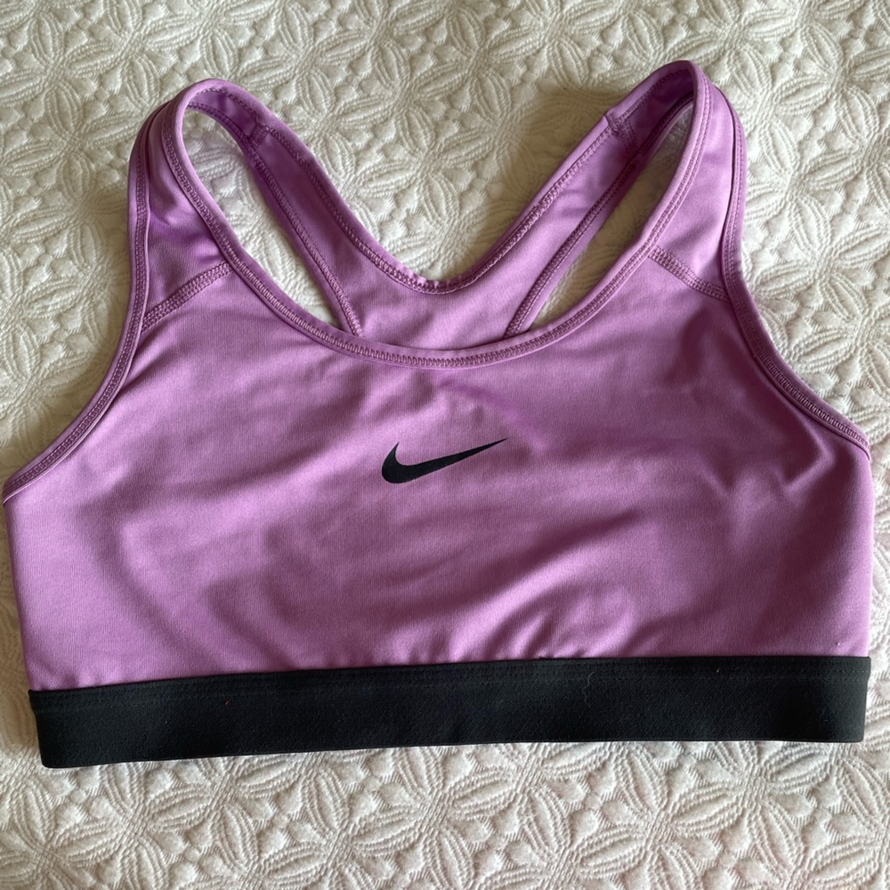 Nike sports bra/top